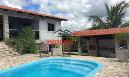 Casa com 1,800m²a cem metros da praia de tabatinga II