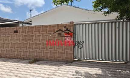 Casa em excelente localização no Valentina 3 quartos sendo 1 suíte