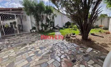 Casa nos Bancários com 4 quartos sendo 1 suíte com Ótima localidade