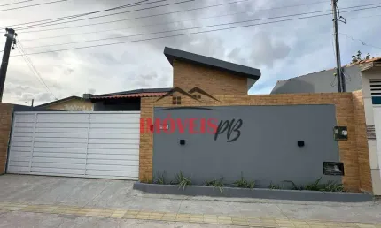 Casa no bairro de Paratibe com 3 quartos sendo 1 suíte