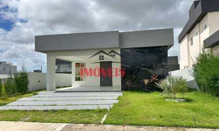 Casa no Alphaville Paraíba com 210m² de área construída, 04 Suítes, Piscina