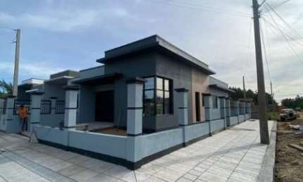 Casa com 3 quartos à venda na Av Manaus, 1333, Nova Tramandaí, Tramandaí por R$ 390.000