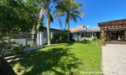 Casa com 2 quartos à venda na santa catarina, 1741, indianópolis, tramandaí por r$ 270.000