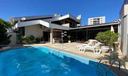Casa com 5 quartos à venda na Rua Bruno Moritz, 45, Centro I, Brusque
