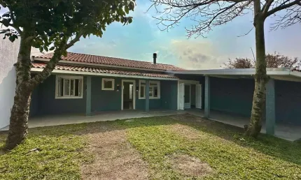Casa com 3 quartos à venda na Jundiá, 168, Jardim Beira Mar, Capão da Canoa por R$ 590.000