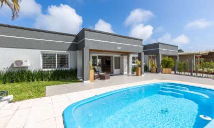 Casa com 4 quartos à venda na Emboa, 237, Atlântida, Xangri-Lá por R$ 1.790.000