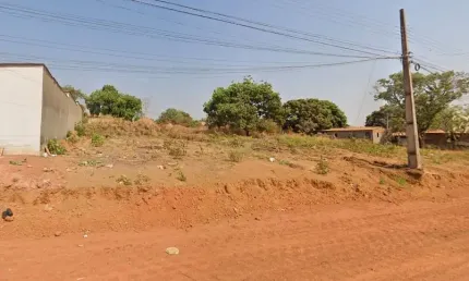 Lote no Buriti Sereno em Avenida próximo ao CT do Goiás.