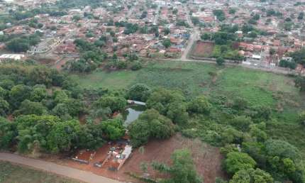 Área de 2.585 m² entre a Av. Rio Verde e o Anel Viário.