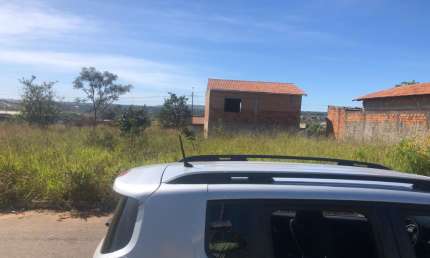 Terreno à venda na Avenida Alfredo Nasser, Cidade das Praças, Aragoiânia