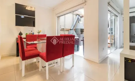 Apartamento com 3 quartos à venda na Avenida Coronel Lucas de Oliveira, 2315, Petrópolis, Porto Alegre