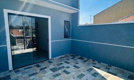 SOBRADO NO GANCHINHO R$ 420.000,00 COM EXCELENTE ACABAMENTO
