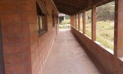 chácara a venda precisa de reforma com3 quartos sendo 1 suíte, 2.000 m&#178;, R$