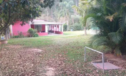 chácara a venda 4 quartos sendo 1 suíte 2.000m&#178; R$400.000
