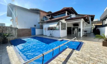 Casa com 5 quartos à venda na Rua João Ramalho, 2080, Maitinga, Bertioga