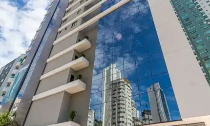 Apartamento à venda no bairro Pioneiros - Balneário Camboriú/SC