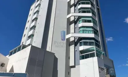 Apartamento  com 1  suíte e sacada em ótima localização