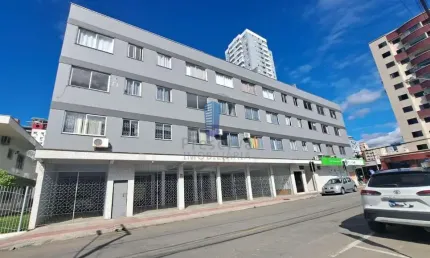 Apartamento com 2 quartos para alugar na Rua Treze de Maio, Centro, Itajaí