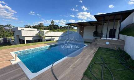 Casa de campo em condomínio próximo ao centro de Pinhalzinho!