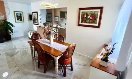Imóvel para venda possui 82 metros quadrados com 2 quartos em Trindade - Florianópolis - SC