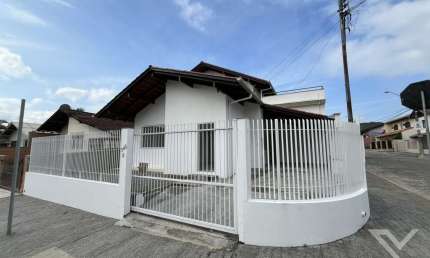 Casa com 2 quartos para alugar no Itoupava Norte, Blumenau , 80 m2 por R$ 2.500