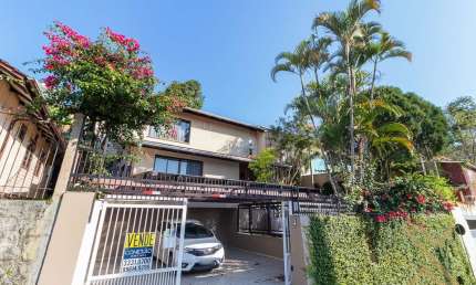 Casa com 3 quartos à venda em Água Verde, Blumenau , 235 m2 por R$ 850.000