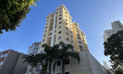 Apartamento com 2 quartos para alugar no Jardim Blumenau, Blumenau , 62 m2 por R$ 2.250