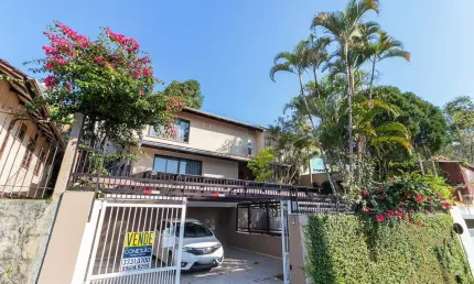 Casa com 3 quartos à venda em Água Verde, Blumenau , 235 m2 por R$ 850.000