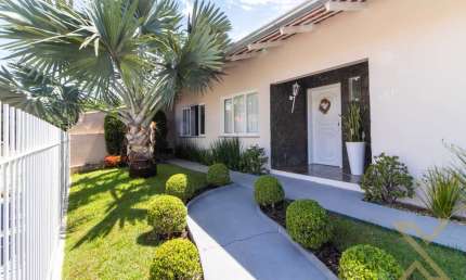 Casa com 5 quartos à venda no Velha, Blumenau , 342 m2 por R$ 1.080.000