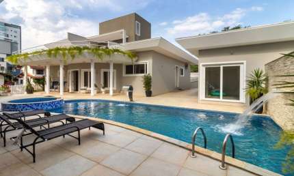 Casa com 4 quartos à venda no Itoupava Norte, Blumenau , 638 m2 por R$ 3.950.000