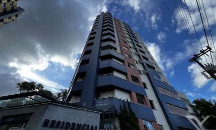 Apartamento com 2 quartos para alugar na Vila Nova, Blumenau , 84 m2 por R$ 2.650