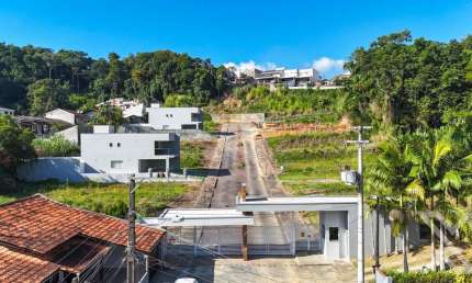 Terreno à venda em Água Verde, Blumenau , 208 m2 por R$ 200.000