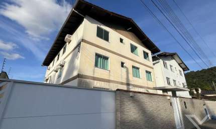 Apartamento com 3 quartos para alugar no Velha Central, Blumenau , 101 m2 por R$ 2.200
