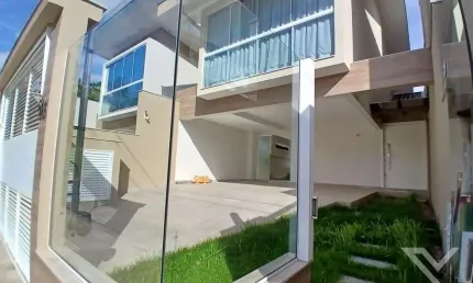 Casa com 2 quartos à venda no Velha Central, Blumenau , 198 m2 por R$ 1.350.000