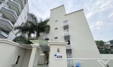 Apartamento com 2 quartos para alugar em Água Verde, Blumenau , 54 m2 por R$ 1.700