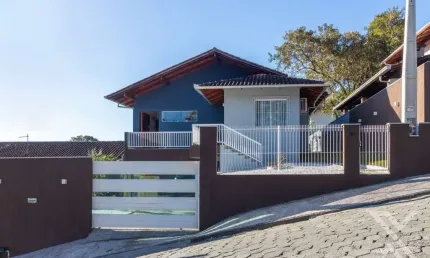 Casa com 3 quartos à venda no Passo Manso, Blumenau , 171 m2 por R$ 850.000