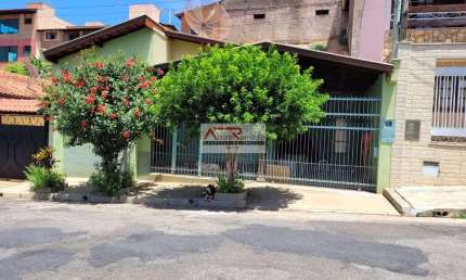 CASA EM SÃO JOSÉ DO RIO PARDO, SP, NO JARDIM FORMOSA