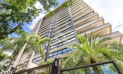 Apto à venda de 290 M², 3 suites, 4 vags com sacada no Bairro Mont'Serrat