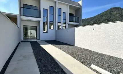 Casa Geminada para Venda - Jaraguá 84, Jaraguá do Sul - 2 vagas