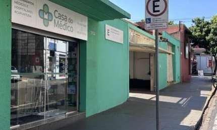 Casa para Venda em Ribeirão Preto, CENTRO, 4 dormitórios, 4 banheiros, 8 vagas