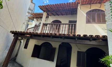 Casas de Vila para Venda em São Pedro da Aldeia, Centro, 3 dormitórios, 1 suíte, 1 banheiro