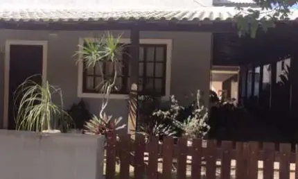 Casa em condomínio para locação em iguaba grande, centro, 5 dormitórios, 2 banheiros, 2 vagas