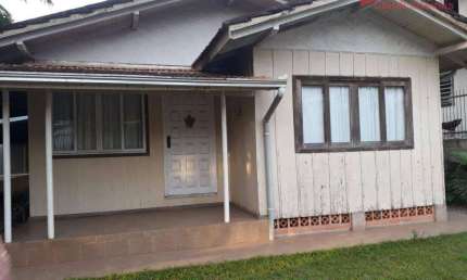 Casa com 3 dormitórios à venda, 130 m² por R$ 780.000,00 - Floresta - Joinville/SC