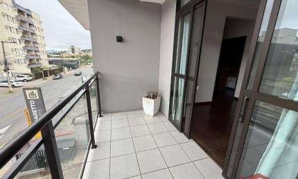 Apartamento com 2 dormitórios para alugar, 70 m² por R$ 2.940,00/mês - Saguaçu - Joinville/SC