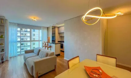 Apartamento com 2 dormitórios à venda, 67 m² por R$ 780.000,00 - Centro - Joinville/SC