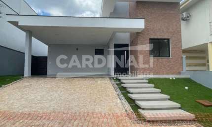 Vendo Casa no Swiss Park Campinas - Luzern. Casa térrea com 200 m² de construção e 360 m² de terreno.