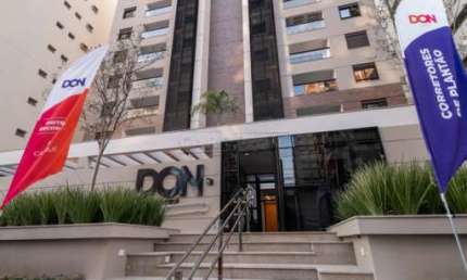 Apartamento a venda no Cambuí, 1 quarto, 1 suíte, varanda gourmet, 2 vagas