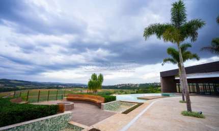 Terreno a venda no condomínio Entre Verdes em Campinas com 1200 m2.
