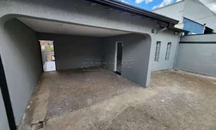 LINDA CASA RESIDENCIAL E COMERCIAL PARA VENDA E LOCAÇAO PROXIMO AO CAMPINAS SHOPPING.