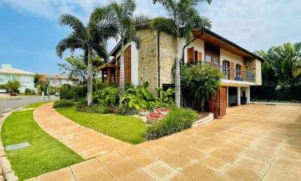 Casa à venda com 4 suítes no Condomínio Residencial Estância Eudóxia (Barão Geraldo).