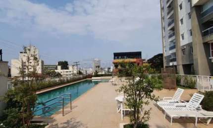 Apartamento à com 2 dormitórios no bairro Taquaral em Campinas/SP